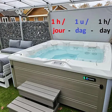 Wine & Pork - Les Brulins דירה Resteigne