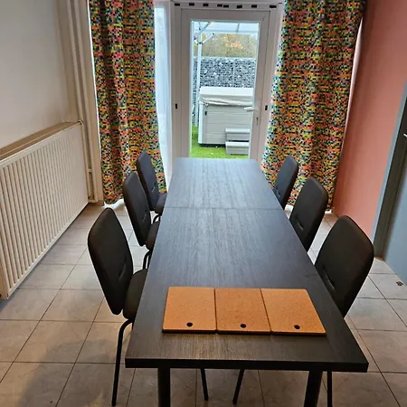 Wine & Pork - Les Brulins Appartement Resteigne